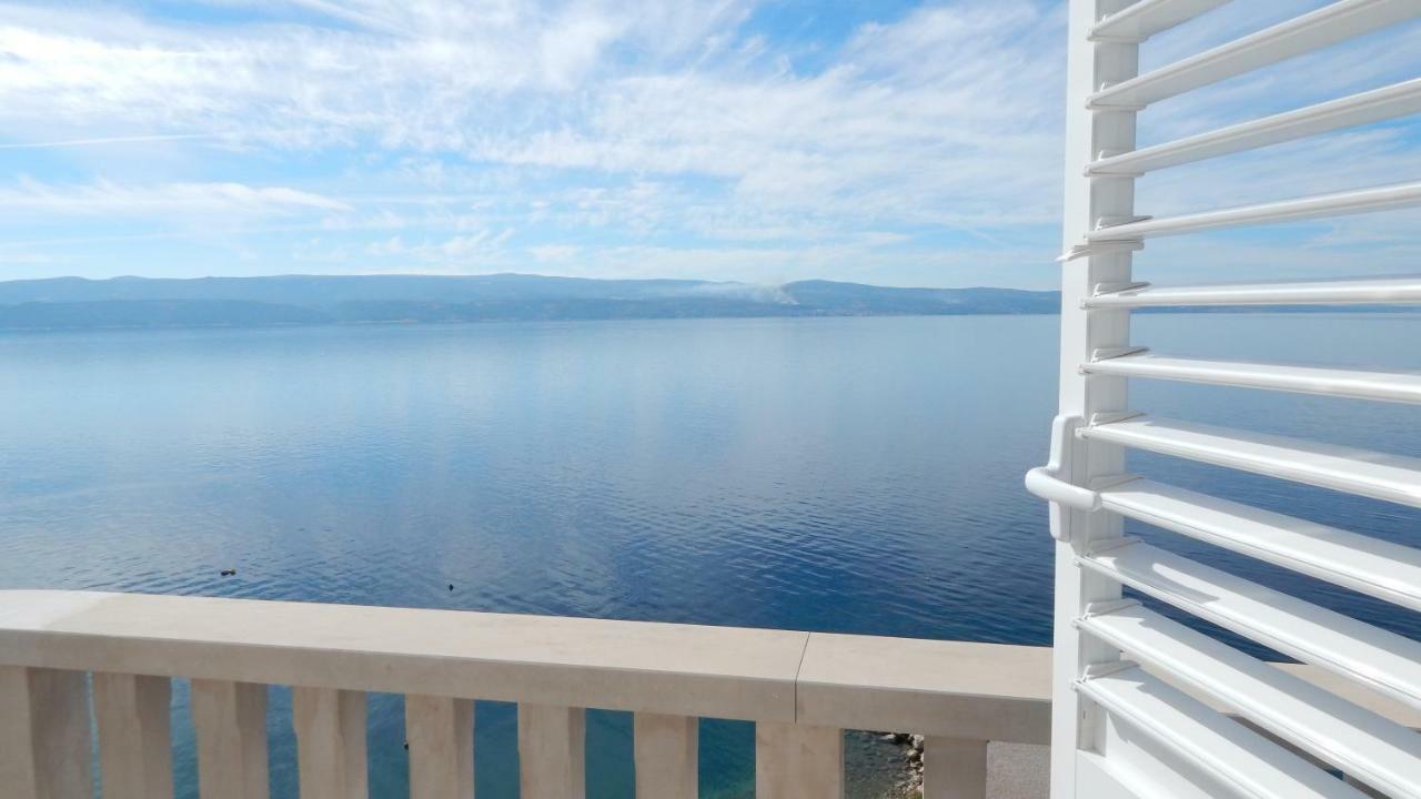 Seafront Apartments Nemira Omiš Exterior foto